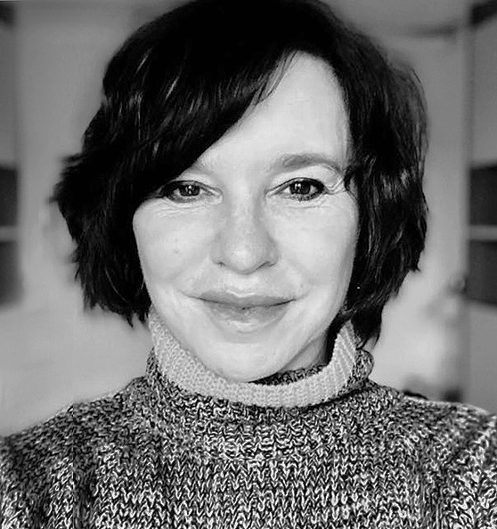 Izabela Konwińska Hypnotherapist and Regression Therapist london E8